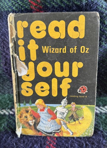 The wizard read it - of, (read