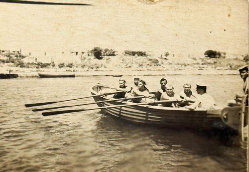 1930s rowers boat - rowers,