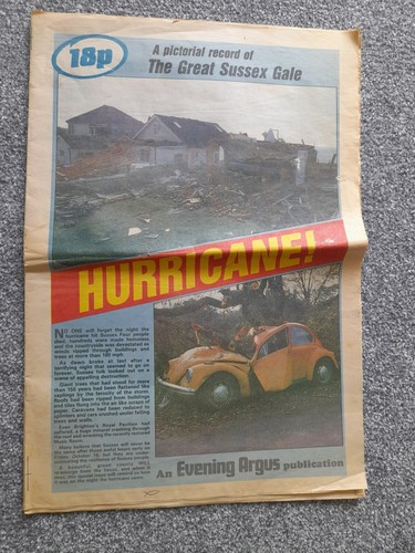 Old newspaper reporting - old,