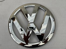 NEW GENUINE VOLKSWAGEN CADDY 2010-2015 FRONT BUMPER GRILL BADGE EMBLEM CHROME