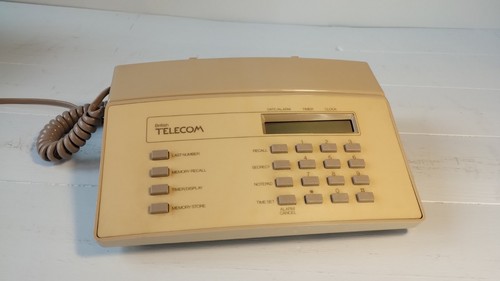 Venue 24e telephone - bt, vintage