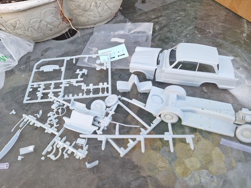 Airfix triumph herald - triumph,