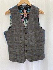 Sawyers and Hendricks Waistcoat Grey Check Size 40L