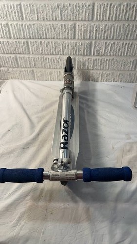 Razor kick scooter - a,