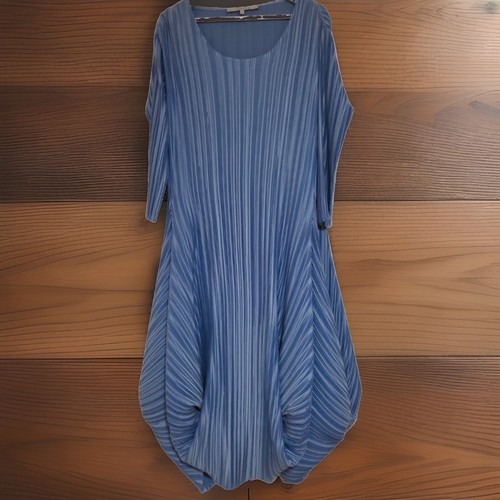 Stunning miyake style chesca - stunning,