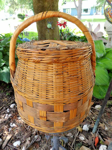 Vgc vintage large woven - woven, wicker
