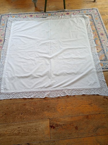 Vintage tablecloth white - ,