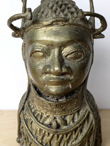 Benin bronze obi ozolua - obi,