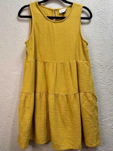 Universal thread tank top - universal,