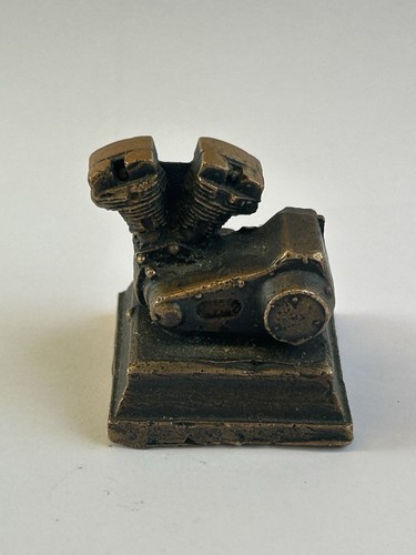 Bronze sculpture ornament - sculpture, of