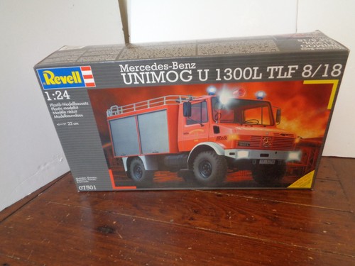 Revell model kit - model,