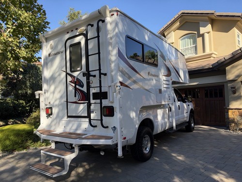 2015 adventurer 89rb cab - adventurer, over