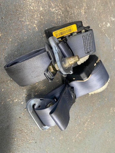 Complete front seatbelts - front,