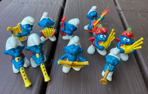 Smurf band folk guitar trumpet - band,