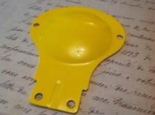 AA CAR BADGE YELLOW BACK BADGE BAR FITTING