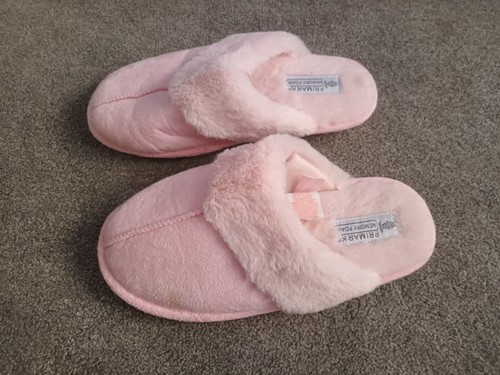 Womens pink slippers size - pink,