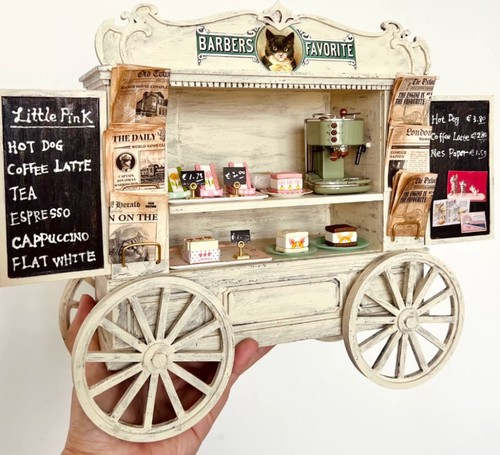 Scale doll house - 1:6,