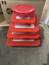 This Is A Five Piece Pyrex Set