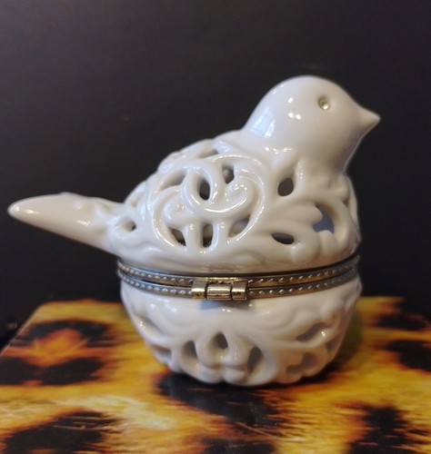White porcelain cut out - white, cut-out