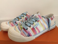 Rocket Dog jazzin pastel