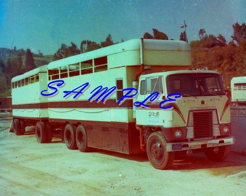 Color 8x10 semi truck photo - semi-truck,