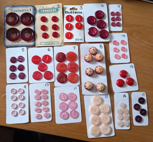 Used pink red - pink/red, buttons