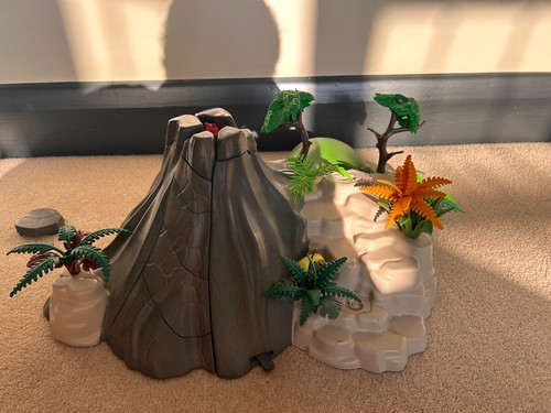 Playmobil dinos volcano set - playmobil,