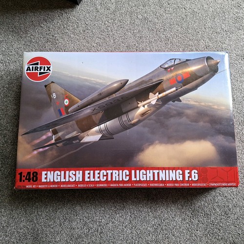 Airfix english electric - airfix,