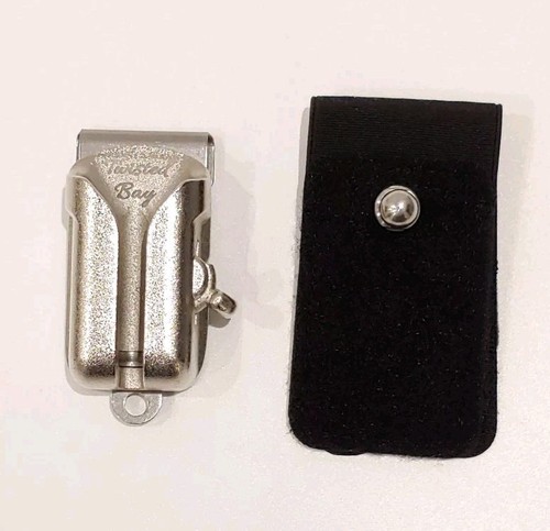 Twisted bay tool - tool, holder
