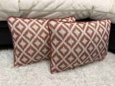 GP & J Baker “Salsa Diamond