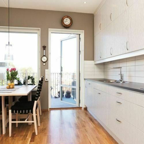 5cm white wood - 67.5cm,