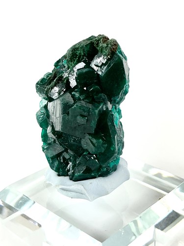 Dioptase with fornacite - dioptase,