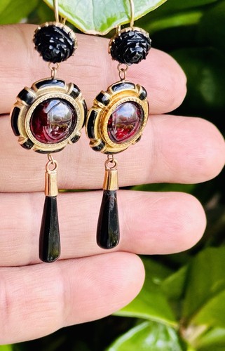 Antique 15ct gold garnet - 15ct, jet