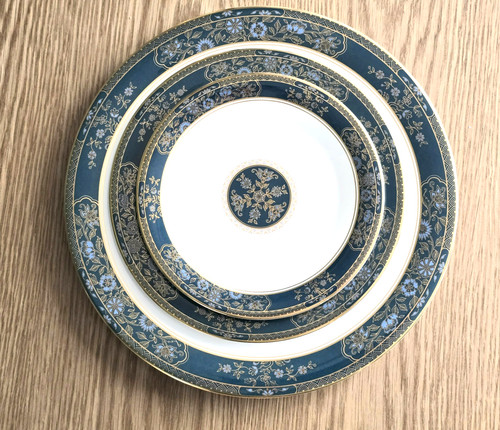 Royal doulton carlyle piece - doulton, 36