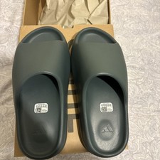 adidas Yeezy Slide Slate