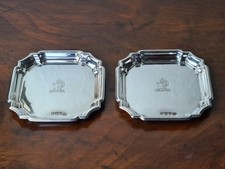 fine pair of crested Goldsmiths & Silversmiths solid sterling silver dishes