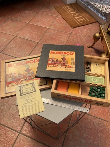 Vintage style monopoly - vintage, deluxe
