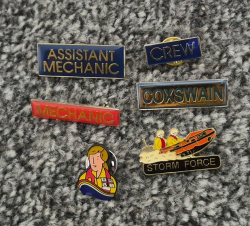 Rnli lifeboat crew - pins, badges