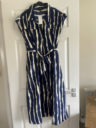 Size lipsy london midi - 14,