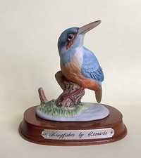 Kingfisher Figurine on Wooden Plinth by Leonardo Collection