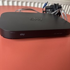 Sky Q Hub Wireless Router WiFi