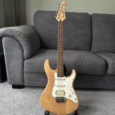 Yamaha Pacifica 112J Electric Guitar Natural Wood & White Finish &  Stagg Case 