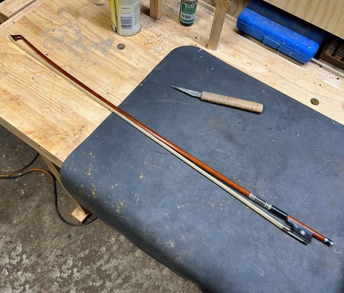 Full size violin bow - size, 4/4