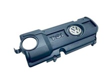 VW Passat B7 362 Engine Cover