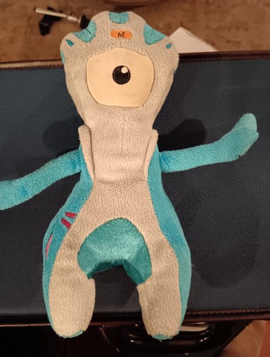 2012 london olympics mascot - london,