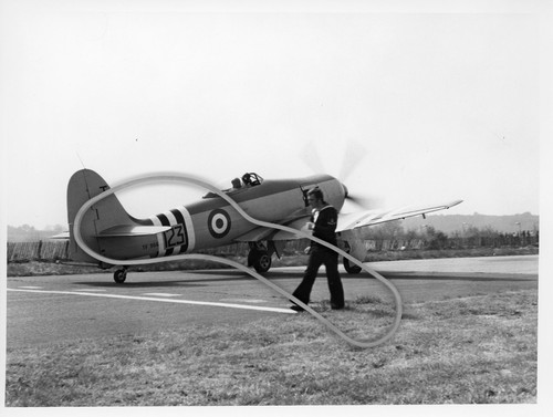 Hawker sea fury original - sea,
