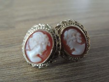 VINTAGE 9k 9ct gold CAMEO Stud