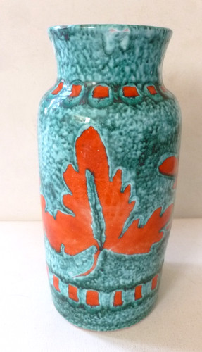 Italian art pottery - art, and