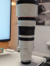 Canon RF 100-300mm F2.8L IS