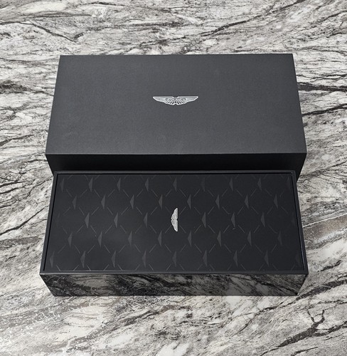 Aston martin key accessory - martin,